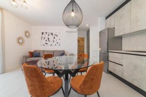 Kuchyňa alebo kuchynka v ubytovaní Perla Luxury Apartment