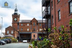 ウォリントンにあるExecutive 2 Bed Flat in Stockton Heath by Amazing Spaces Relocations Ltdのギャラリーの写真