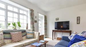 พื้นที่นั่งเล่นของ Solent Sea View beach Cottage