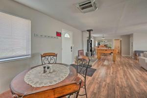 Gallery image of Authentic Escape at the Exact Center of CA! in North Fork +20 photos