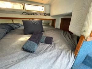 A bed or beds in a room at Barco TUAREG