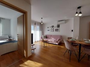 Posedenie v ubytovaní Apartment Crikva + 23 fotografií