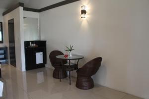 Area soggiorno di Lander's Bay Resort