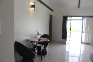Area soggiorno di Lander's Bay Resort