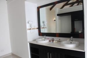 Bagno di Lander's Bay Resort