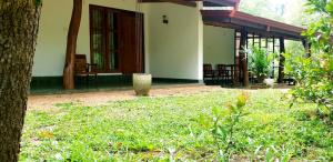 Ein Garten an der Unterkunft Sath Rest