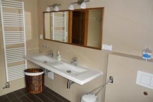 Ванная комната в Penzion Mnich