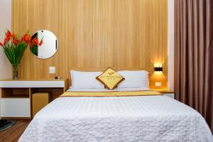 Ένα ή περισσότερα κρεβάτια σε δωμάτιο στο Viet Phuong Hotel Ninh Binh +35 φωτογραφίες