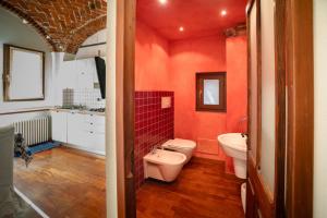 Vonios kambarys apgyvendinimo įstaigoje La Locanda del Bistrot dei Vinai