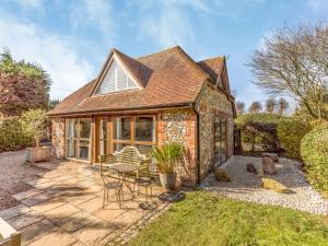 Imagen de la galería de Pass the Keys Peaceful and beautiful 1 bedroom barn conversion, en Chichester