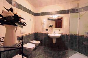 Koupelna v ubytování Hotel Fonte Dei Veli