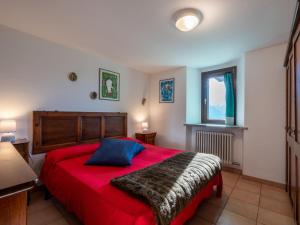 Postel nebo postele na pokoji v ubytování Apartment Grand Sarriod-3 by Interhome