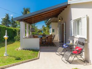 Zahrada ubytování Holiday Home Punta by Interhome