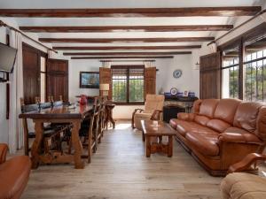 Posezení v ubytování Holiday Home Cala Vista by Interhome