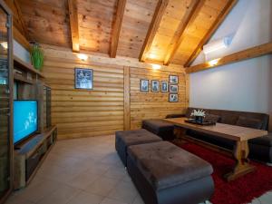 TV/trung tâm giải trí tại Chalet Vršak by Interhome +30 ảnh