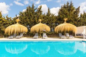 Der Swimmingpool an oder in der Nähe von Can Maties