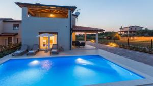 Bazén v ubytování Villa Alcove with breathtaking Sea View and Private Pool nebo v jeho okolí