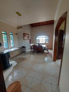 Khu vực ghế ngồi tại Pousada Casa Familia