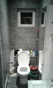 Phòng tắm tại Saint-Chamond