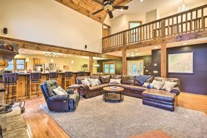 Gallery image of Game Room and Fire Pit Spacious Elk Park Lodge! in Elk Park