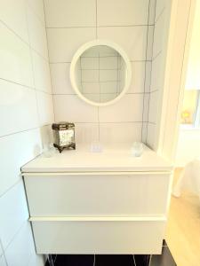 Zdjęcie z galerii obiektu SunRise Sea Views Eco Apartment With Swimming Pool w mieście Mijas