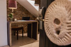 A kitchen or kitchenette at HC6 Boutique Marbella - Adults Only