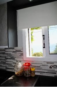 Kuchyňa alebo kuchynka v ubytovaní Dina’s house 2