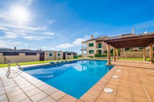 Bazén v ubytování Ideal Property Mallorca - Blau Mari nebo v jeho okolí