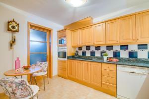 Kuchyň nebo kuchyňský kout v ubytování Ideal Property Mallorca - Blau Mari