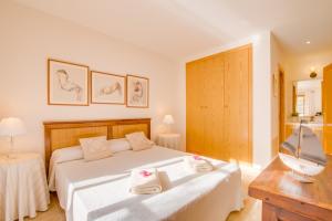 Postel nebo postele na pokoji v ubytování Ideal Property Mallorca - Blau Mari + 28 fotografií