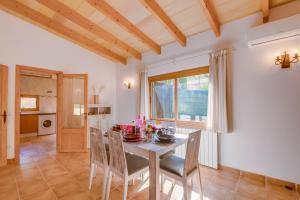 Kuchnia lub aneks kuchenny w obiekcie Ideal Property Mallorca - Can Sito