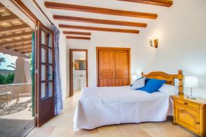 Voodi või voodid majutusasutuse Ideal Property Mallorca - Can Comaro toas