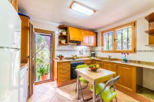 Kuchyň nebo kuchyňský kout v ubytování Ideal Property Mallorca - Casa Tenis