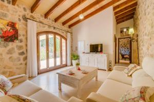 Зона вітальні в Ideal Property Mallorca - Mamici