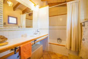 Koupelna v ubytování Ideal Property Mallorca - Can Nyany Buger