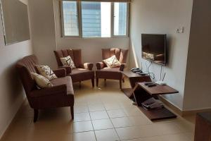 A seating area at Jays Apartment - Colombo 02 at the heart of convenience