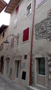 The building in which a panziókat is located