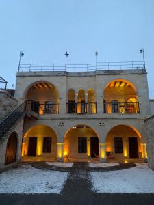 The building in which a szállodákat is located