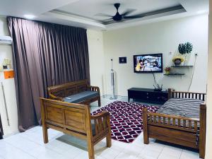 Ruang duduk di Casa Drezqi Homestay Melaka Private Pool