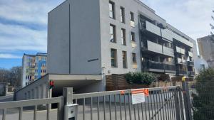 Budova, v ktorej sa apartmán nachádza