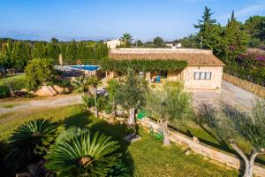 an aerial view of a house with a yard at Ideal Property Mallorca - Sa Vinya Vella in Alcudia