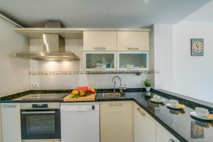 Küche/Küchenzeile in der Unterkunft Ideal Property Mallorca - Son Moleto