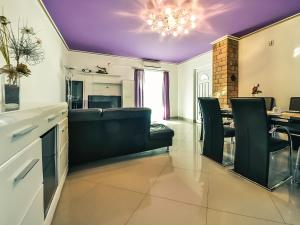 Posedenie v ubytovaní Apartment Anić-3 by Interhome