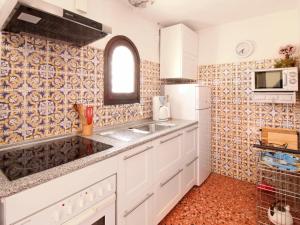 Kuchyňa alebo kuchynka v ubytovaní Holiday Home Richelieu by Interhome