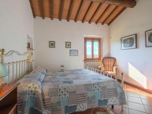 A bed or beds in a room at Holiday Home Villa Magna by Interhome