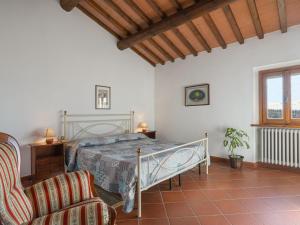 A bed or beds in a room at Holiday Home Villa Magna by Interhome