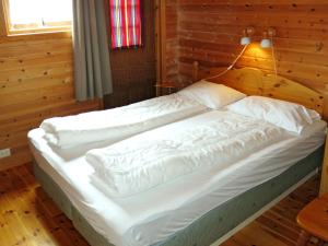 Postel nebo postele na pokoji v ubytování Holiday Home Nanna by Interhome