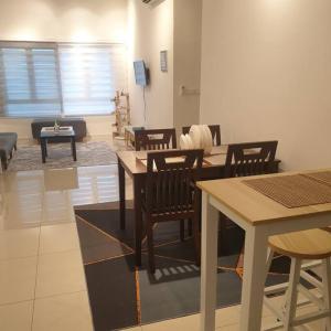 Χώρος καθιστικού στο LOVELY CONDO HOMESTAY with pool adult and child +85 φωτογραφίες