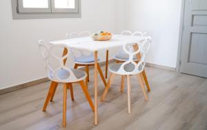 Gallery image of The Lighthouse Sunset View Suites in Akrotiri