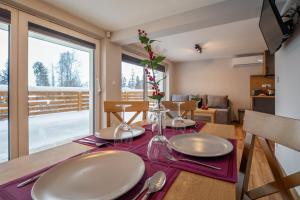 Et tv og/eller underholdning på Osada Wróblonki - Apartamenty